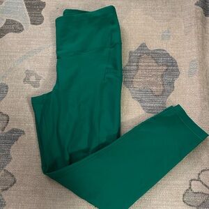 Athleta leggings with pockets